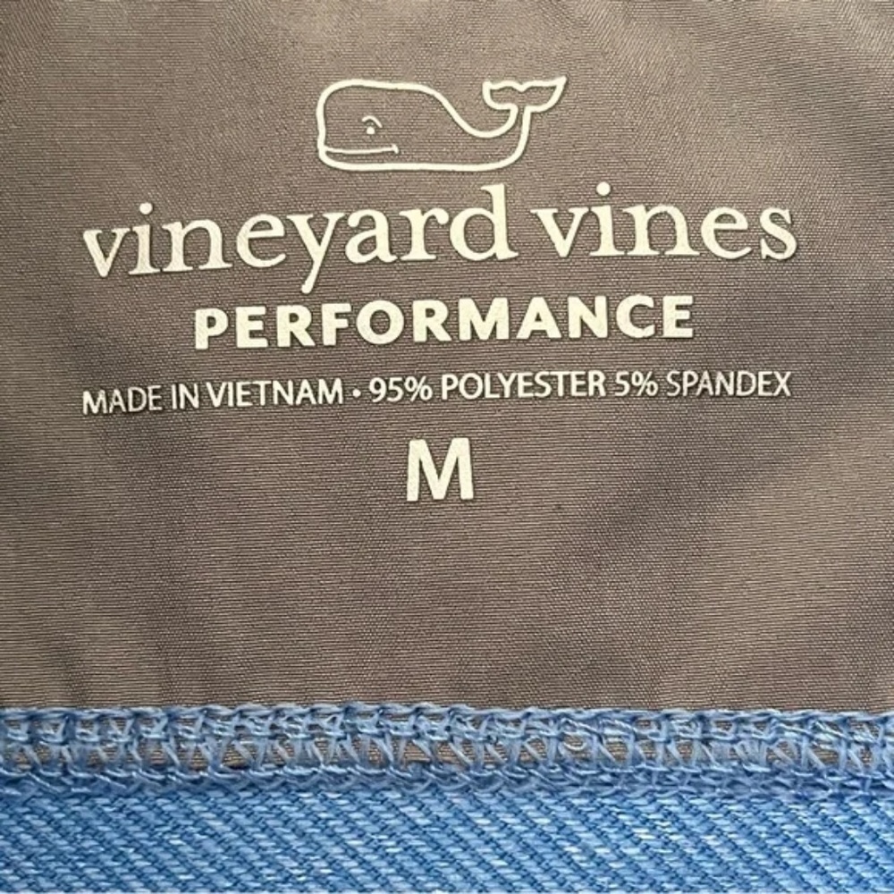 Vineyard Vines | Blue Flagler Performance 1/2 Zip Athletic Pullover, Medium - Picture 4 of 6